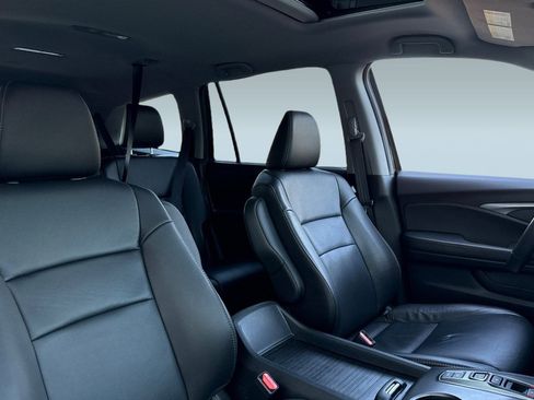 Certified 2022 Honda Pilot Special Edition image 31