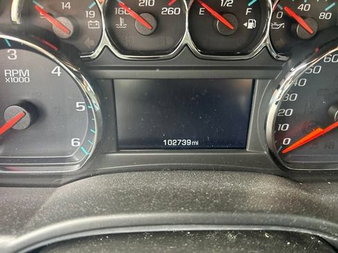 Used 2020 GMC Yukon SLE w/ SLE Value Package AWD/4WD image 12