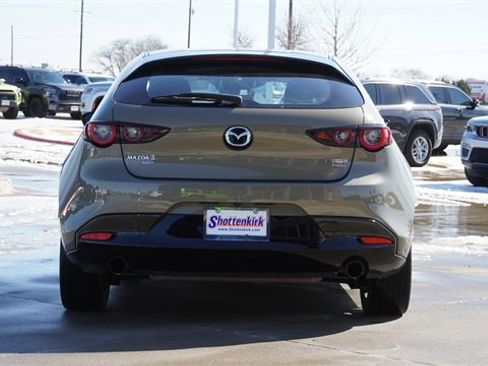 Used 2024 MAZDA MAZDA3 s image 8