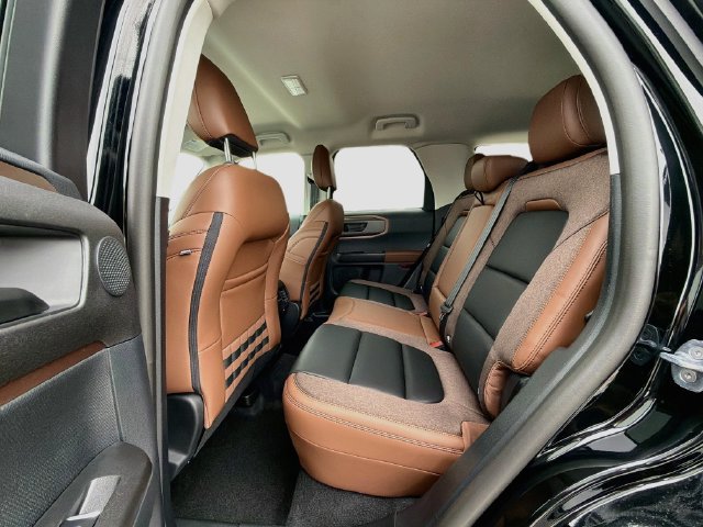 New 2026 Ford Bronco Sport Outer Banks w/ Outer Banks Tech Package+ AWD/4WD image 24