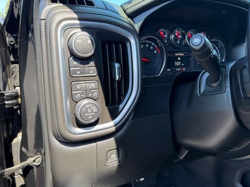 Used 2019 Chevrolet Silverado 1500 LTZ w/ LTZ Premium Package AWD/4WD image 20