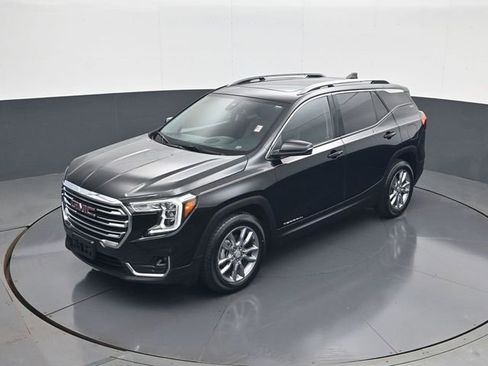 Used 2022 GMC Terrain SLT w/ Infotainment Package II FWD image 13