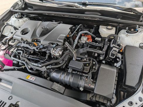 Used 2026 Toyota Camry SE FWD image 20