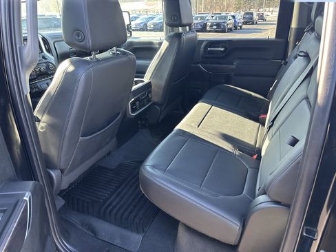 Used 2021 Chevrolet Silverado 2500 LTZ w/ LTZ Plus Package image 9