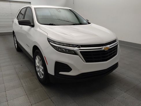 Used 2024 Chevrolet Equinox LS w/ Driver Confidence II Package FWD image 13