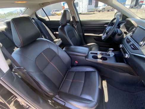 Used 2020 Nissan Altima 2.0 SR FWD image 24