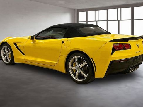 Used 2014 Chevrolet Corvette Stingray Convertible w/ 2LT Preferred Equipment Group image 13