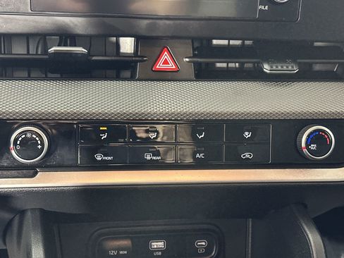 Used 2024 Kia Sportage LX image 23