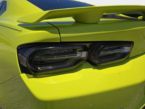 Used 2021 Chevrolet Camaro SS RWD image 14
