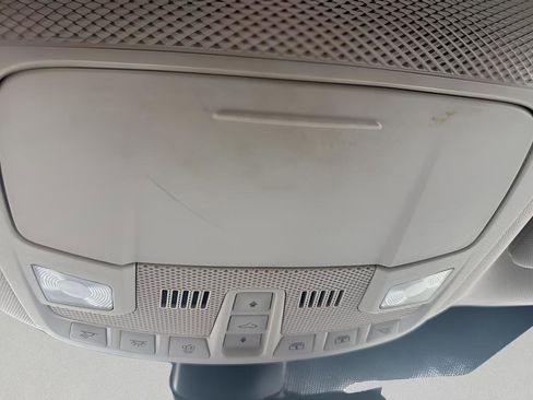 Used 2018 Ford Edge SEL w/ Equipment Group 201A AWD/4WD image 37