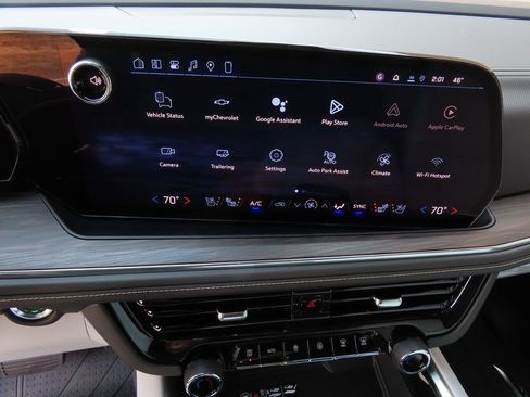 New 2026 Chevrolet Tahoe Premier w/ Sun And Tow Package AWD/4WD image 5