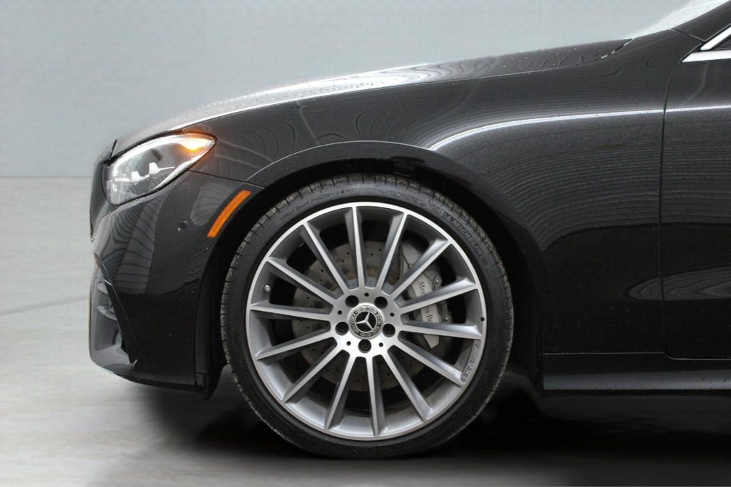 Used 2023 Mercedes-Benz E 450 Cabriolet image 6
