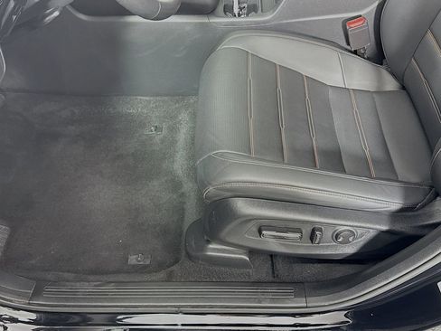 Used 2023 Honda CR-V Sport Touring image 18