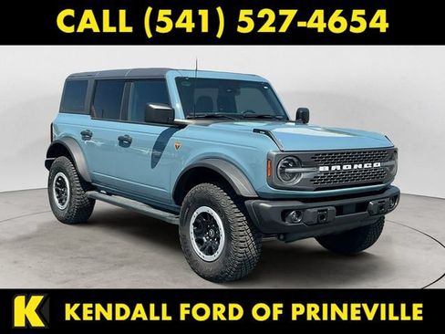 Used 2023 Ford Bronco Badlands w/ Sasquatch Package AWD/4WD image 3