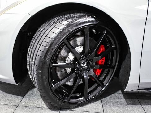 Used 2025 Lotus Emira RWD image 7