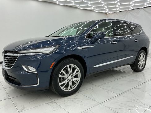 Used 2022 Buick Enclave Premium w/ Experience Buick Package FWD image 6