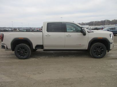 New 2026 GMC Sierra 2500 AT4 w/ AT4 Premium Plus Package