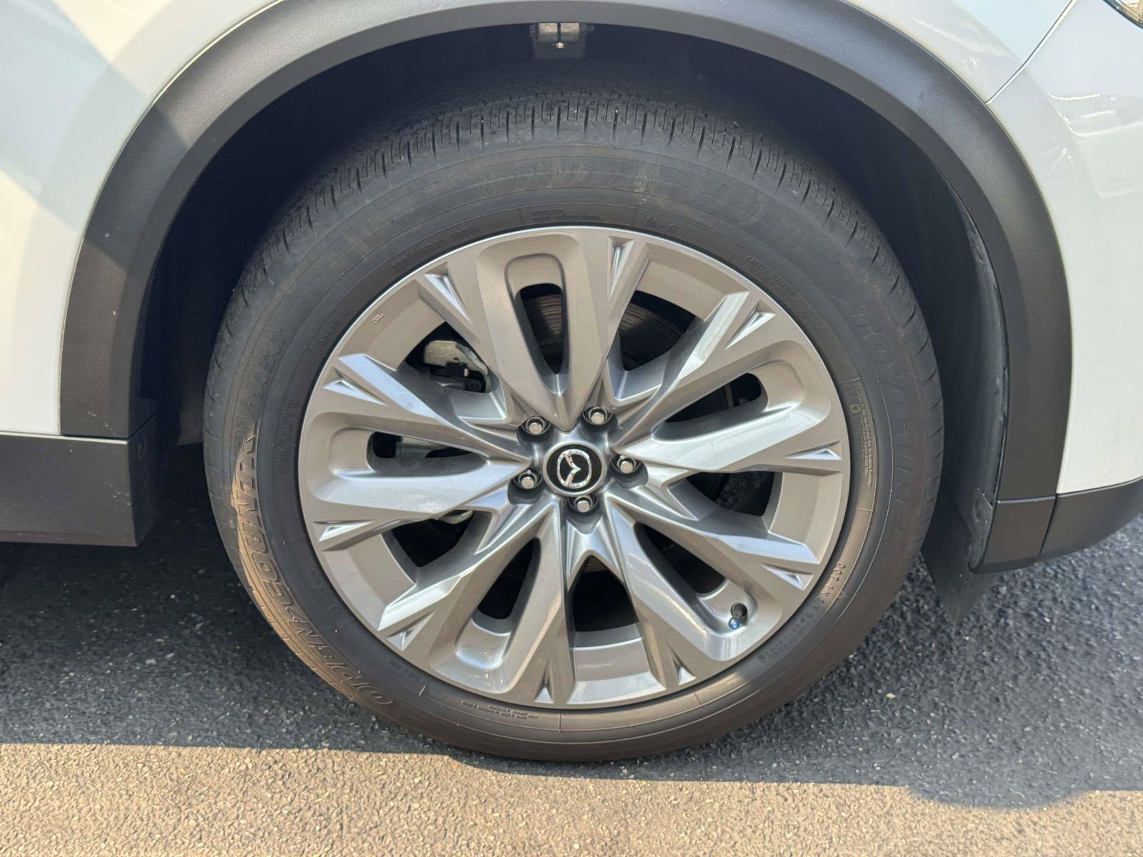 Certified 2026 MAZDA CX-90 3.3 Turbo w/ Preferred Package AWD/4WD image 8