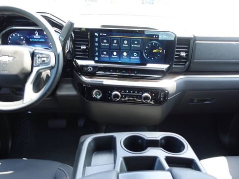 Used 2023 Chevrolet Silverado 1500 LT AWD/4WD image 39