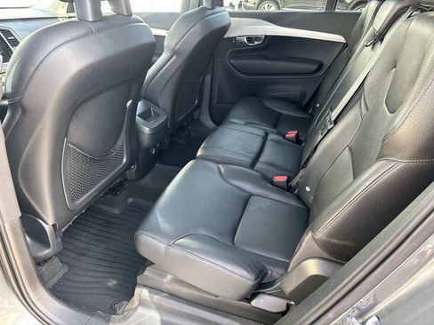 Used 2016 Volvo XC90 T5 Momentum image 15