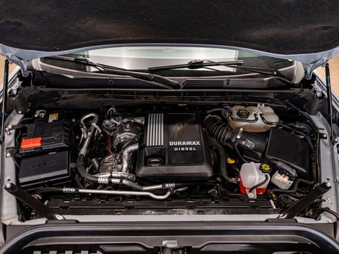 Used 2024 GMC Sierra 1500 AT4 w/ Technology Package image 32