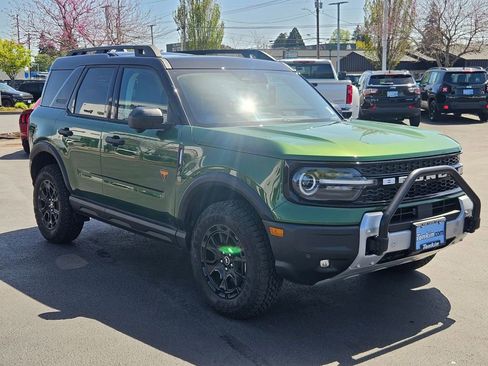 Used 2025 Ford Bronco Sport Badlands w/ Sasquatch Badlands Package AWD/4WD image 8