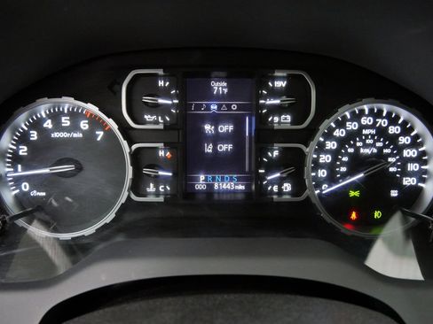 Used 2021 Toyota Tundra SR5 AWD/4WD image 23