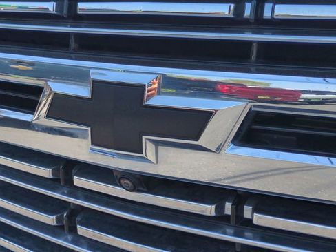 Certified 2022 Chevrolet Tahoe Premier w/ Premium Package AWD/4WD image 32