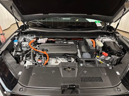 Certified 2025 Honda CR-V Sport image 31