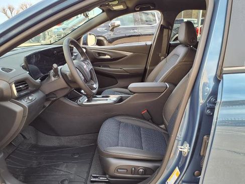 New 2026 Buick Envista Sport Touring w/ Convenience I Package FWD image 18