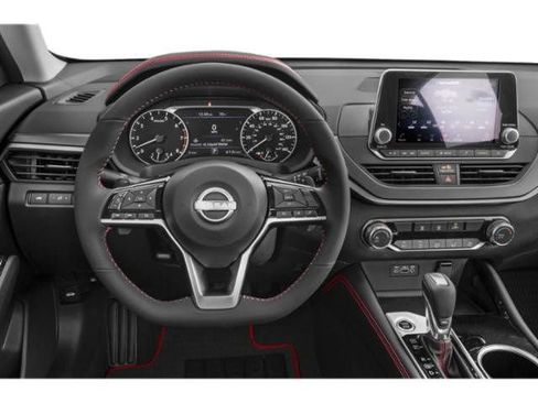 Used 2024 Nissan Altima 2.5 SR FWD image 37