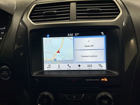 Certified 2017 Ford Explorer XLT w/ Equipment Group 202A image 17