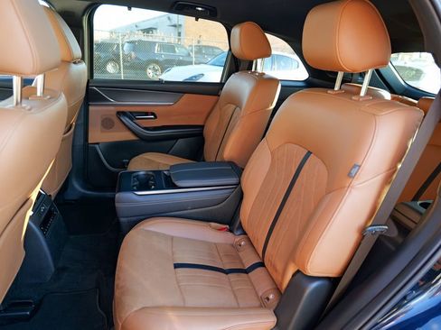 Used 2024 MAZDA CX-90 3.3 Turbo S w/ Premium Plus image 25