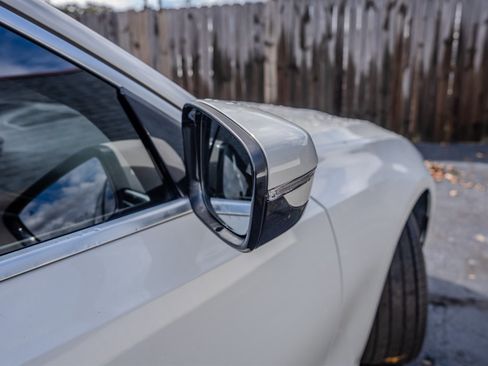 Used 2020 BMW 330i Sedan image 12