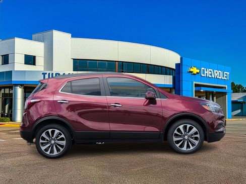 Used 2022 Buick Encore Preferred w/ Safety Package FWD image 7