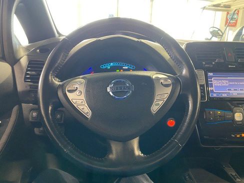 Used 2013 Nissan Leaf SV w/ LED & Quick Charge Pkg image 21