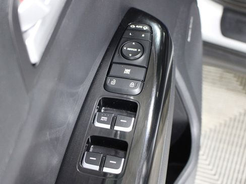 Used 2021 Kia Sportage EX w/ EX Technology Package FWD image 7