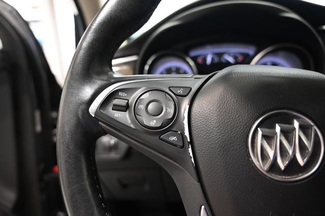 Used 2020 Buick Envision Essence AWD/4WD image 22