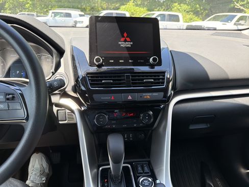 Used 2025 Mitsubishi Eclipse Cross LE AWD/4WD image 18