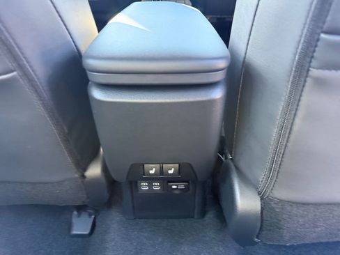 New 2026 Toyota Prius Plug-In Hybrid FWD image 22