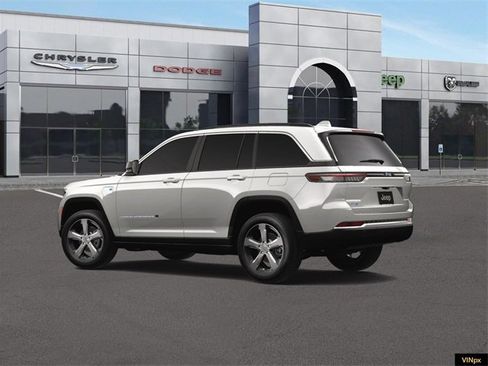 New 2023 Jeep Grand Cherokee 4xe image 4