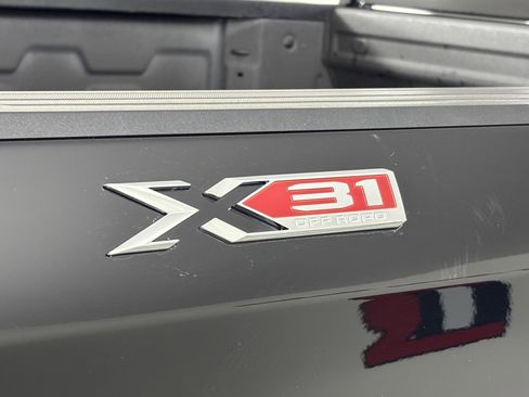 Used 2024 GMC Sierra 1500 Elevation w/ Elevation Premium Package image 11