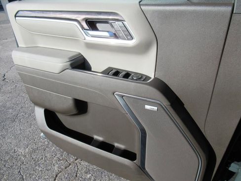 New 2026 Chevrolet Silverado 1500 LTZ w/ LTZ Premium Package image 30