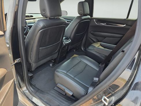 Used 2020 Cadillac XT6 Premium Luxury AWD/4WD image 12