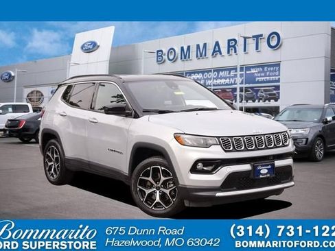 Used 2025 Jeep Compass Limited AWD/4WD image 1