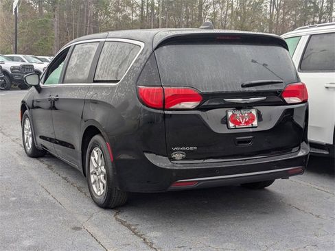 New 2026 Chrysler Voyager LX image 5