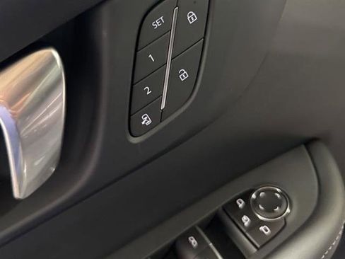 New 2025 Buick Enclave Sport Touring w/ Power Package image 25