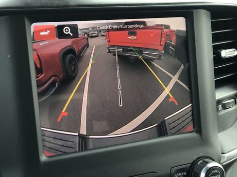 Used 2024 RAM 2500 Big Horn w/ Bed Utility Group image 20