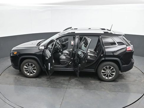 Used 2020 Jeep Cherokee Latitude Plus image 44