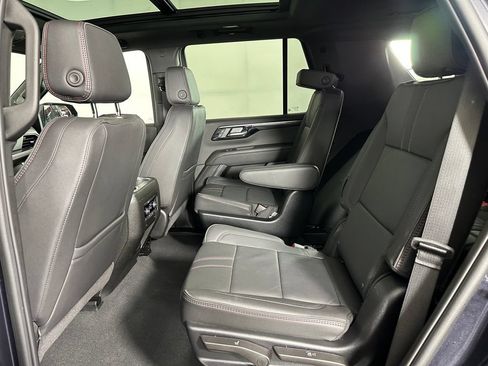 Used 2025 Chevrolet Tahoe RST w/ Comfort Package AWD/4WD image 27